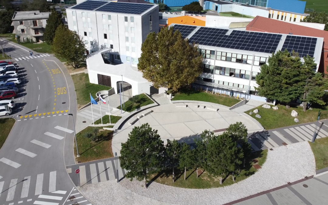 Celovita energetska sanacija stavb Srednje šole Veno Pilon Ajdovščina